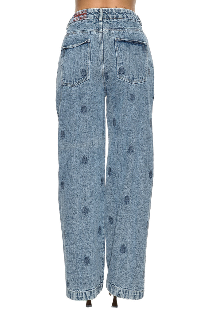 JEANS PACO MAISON HOTEL