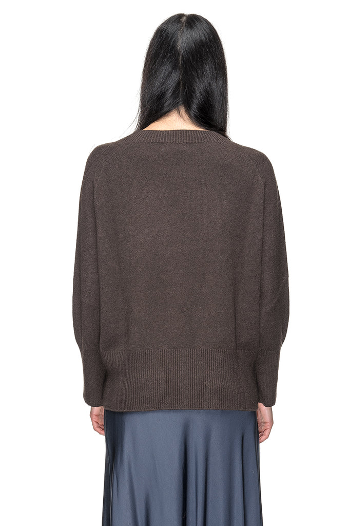 MAGLIONE MORO A SCATOLA ERIKA