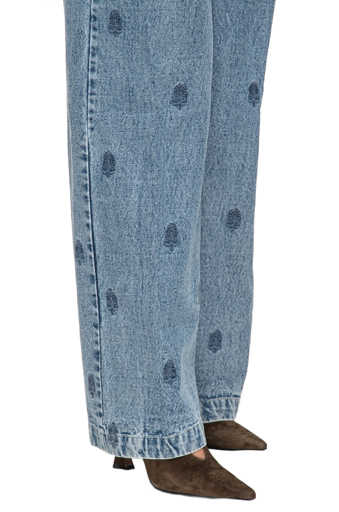 JEANS PACO MAISON HOTEL