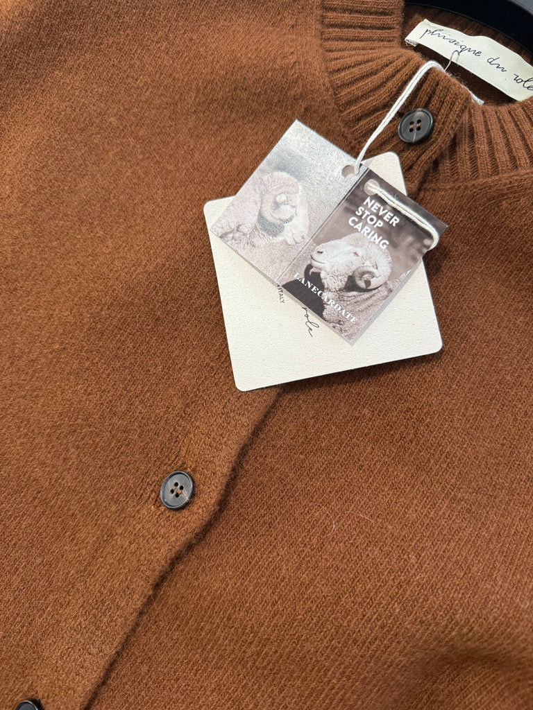 CARDIGAN LINDT PHISIQUE DU ROLE